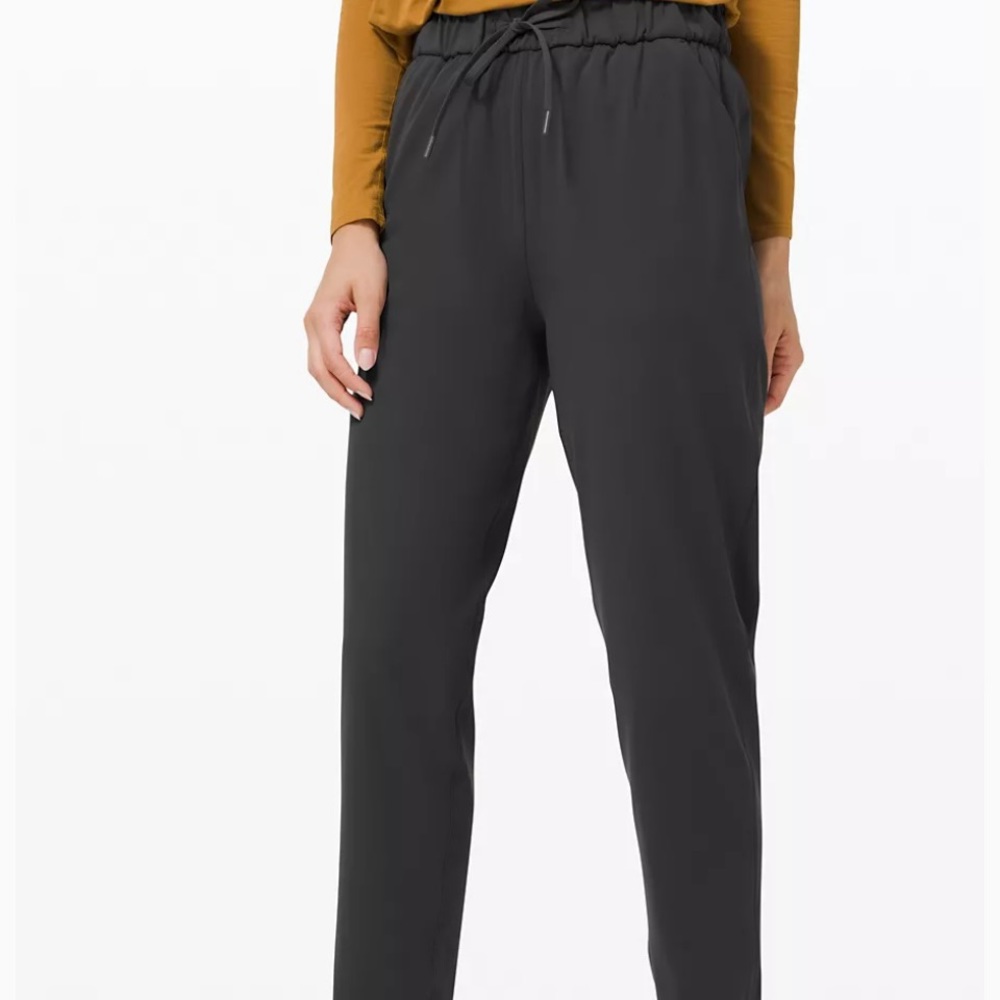 Lululemon High-Rise Pant